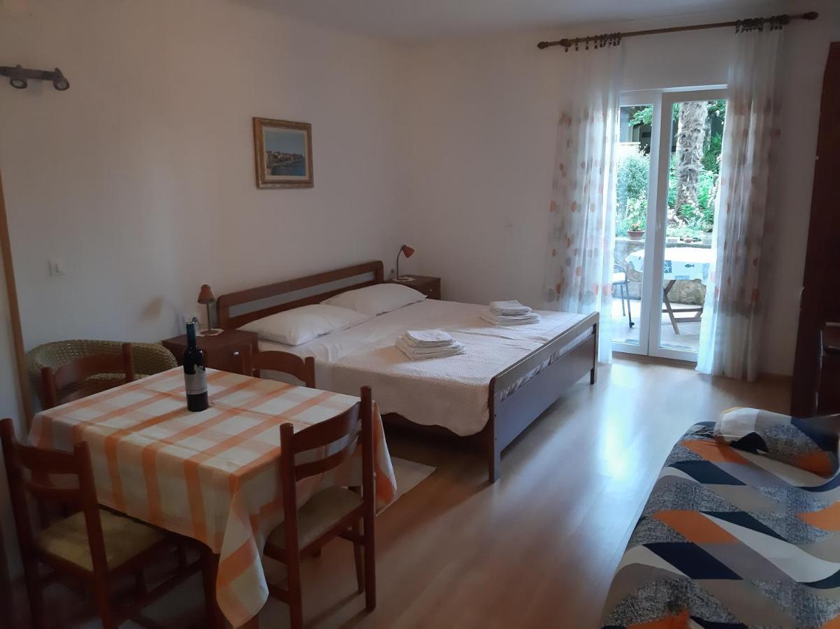 N & V Lägenhet Poreč