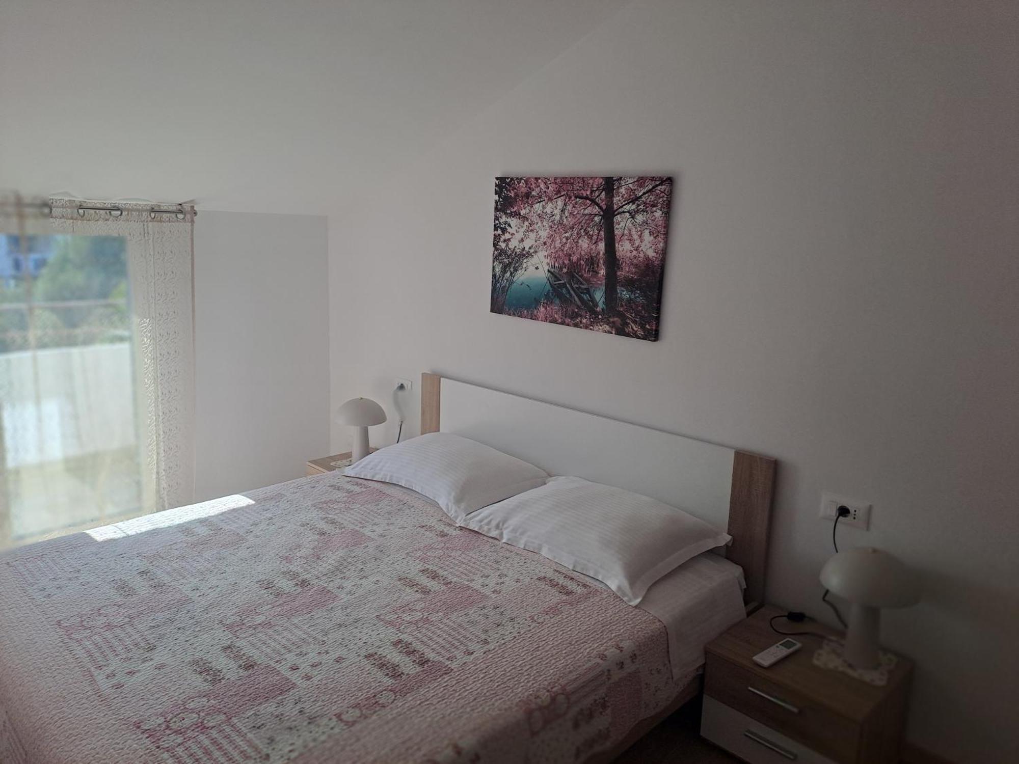 N & V Apartment